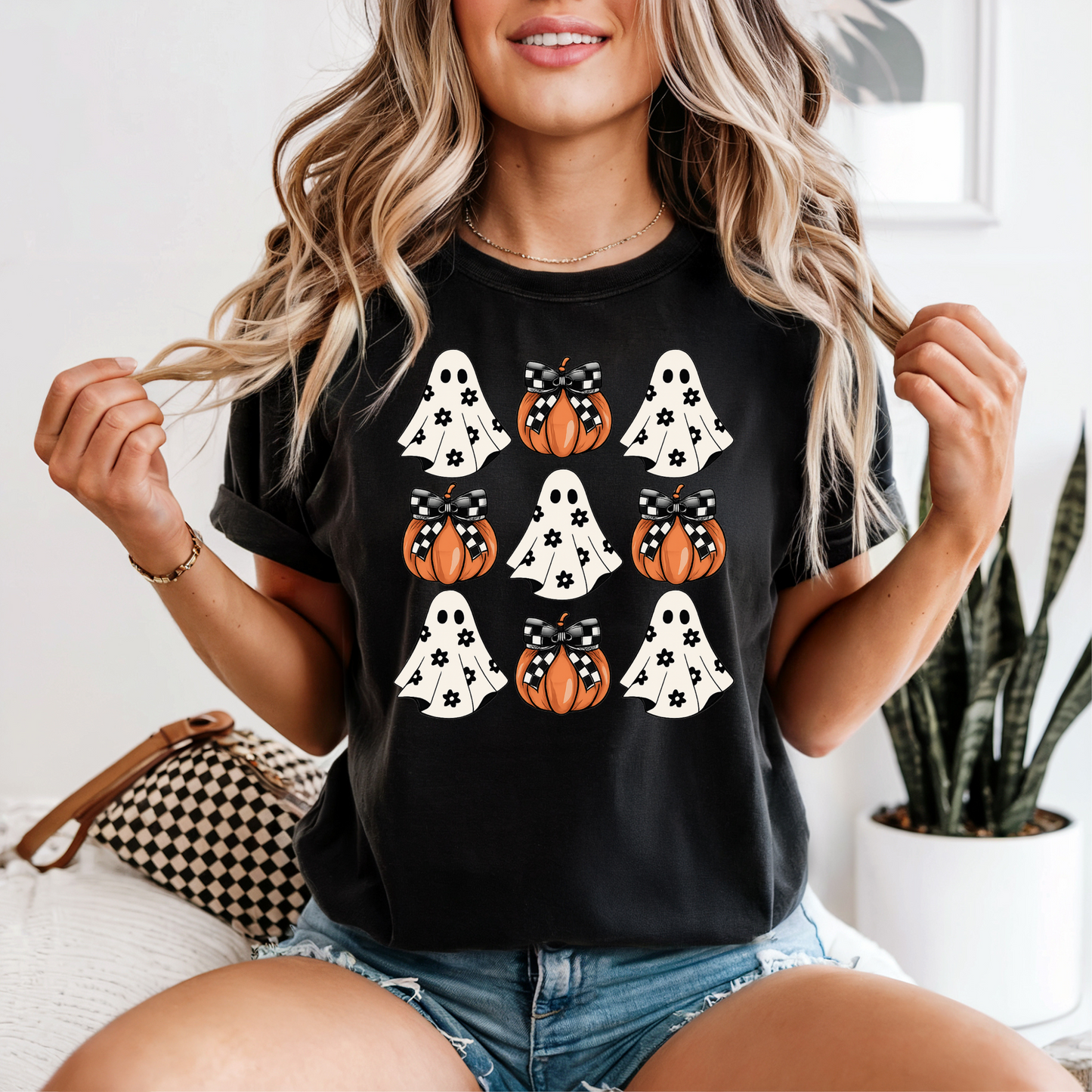 Daisy Ghost Croquette Tee